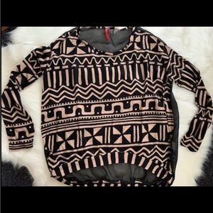 Women’s Black & Tan Printed Sheer Back Top NWOT Size S